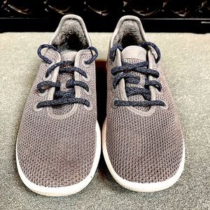 Allbirds Tree Runners, gray, 81/2, 1 year old. Excellent condition.